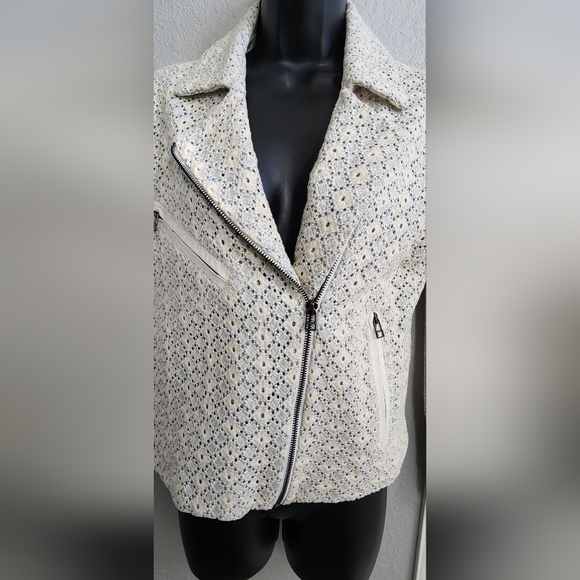 Anthropologie Eyelet Blazer - Picture 5 of 9